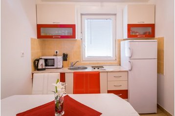 Croacia Byt Starigrad Paklenica, Exterior